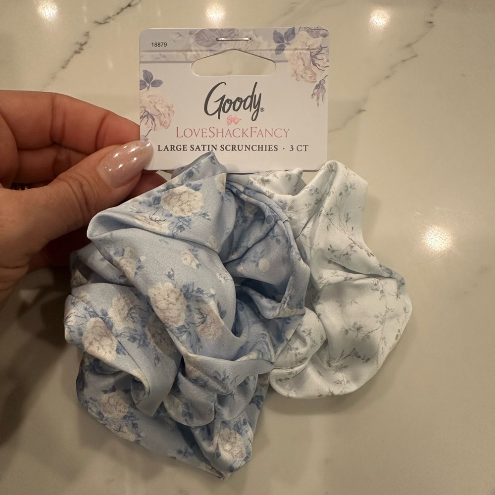Goodyx LoveShackFancy Large Satin Scrunchies Everblooming Rosettes & English Ivy